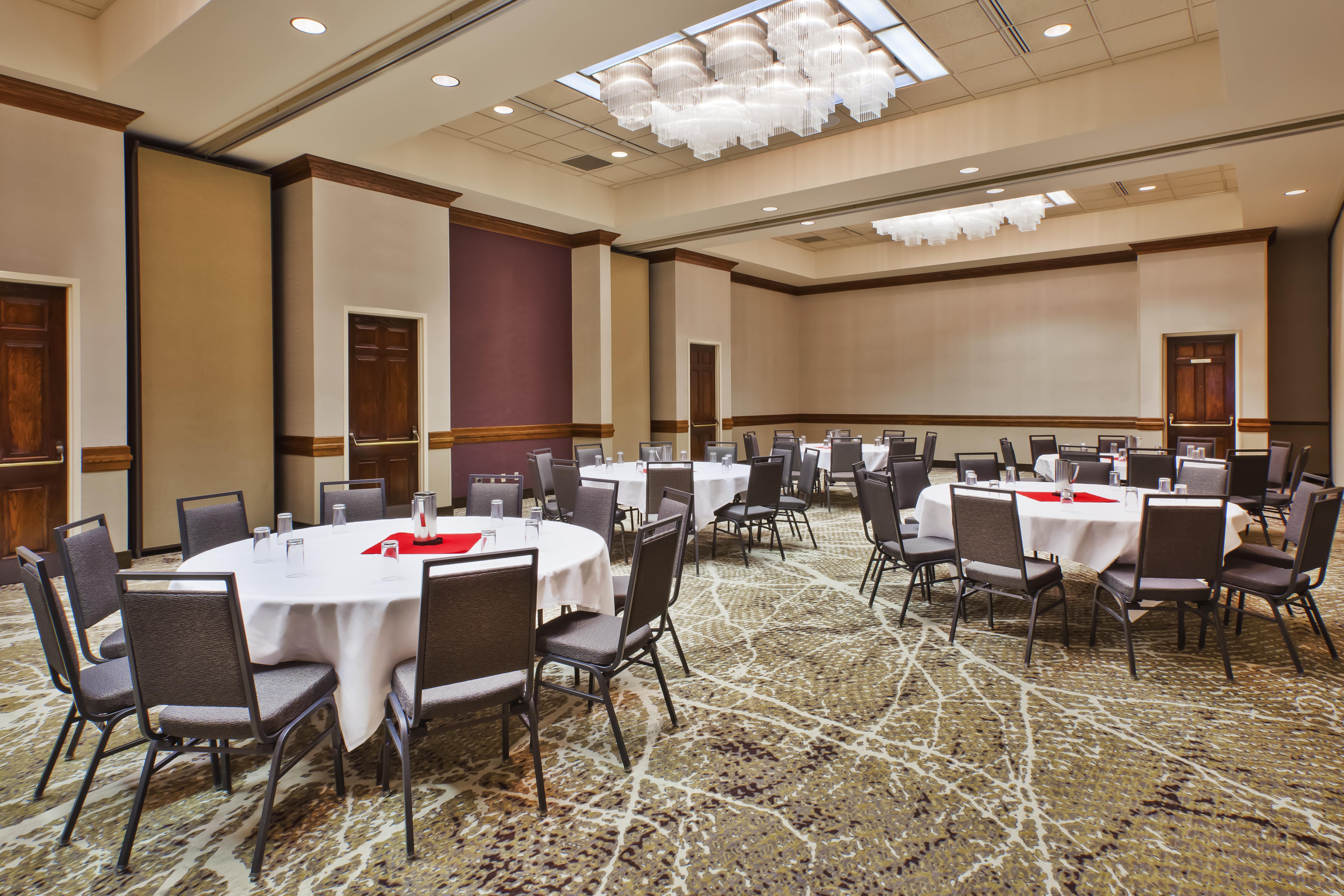 Doubletree By Hilton Rapid City Downtown Convention Center Exterior foto
